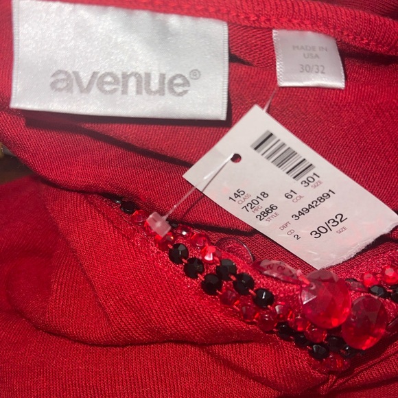 Avenue Womens Plus‎ Size 4X 30/32 Red Beaded V Neck Sweater NWT - Picture 6 of 6